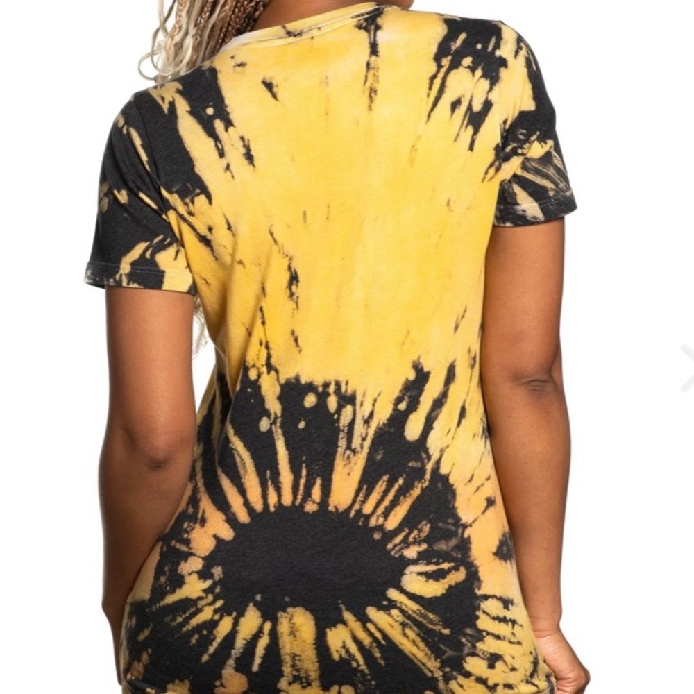 ACMC ROSE Affliction shirt - Picture 3 of 4